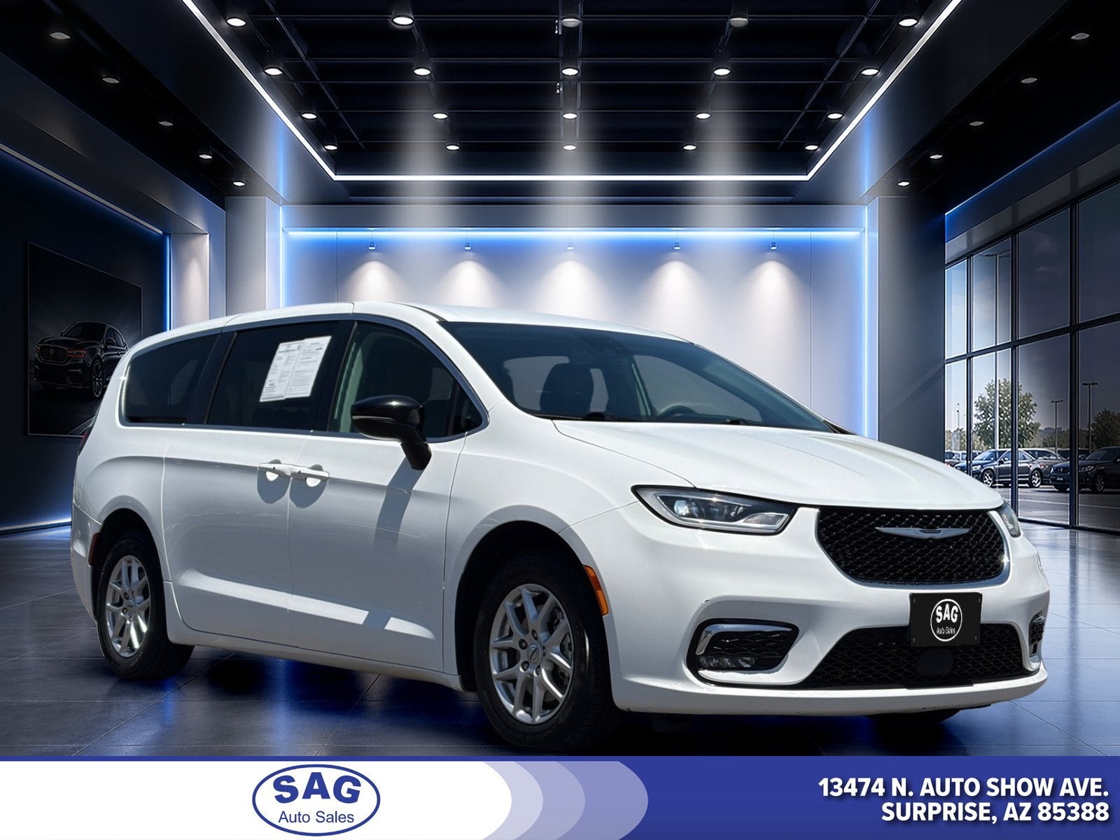 2024 Chrysler Pacifica Touring L in Bright White Clearcoat — front three-quarter view